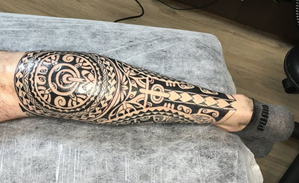 Aplicativo com centenas de ideias de tatuagem minimalista 2024 15 image 1085