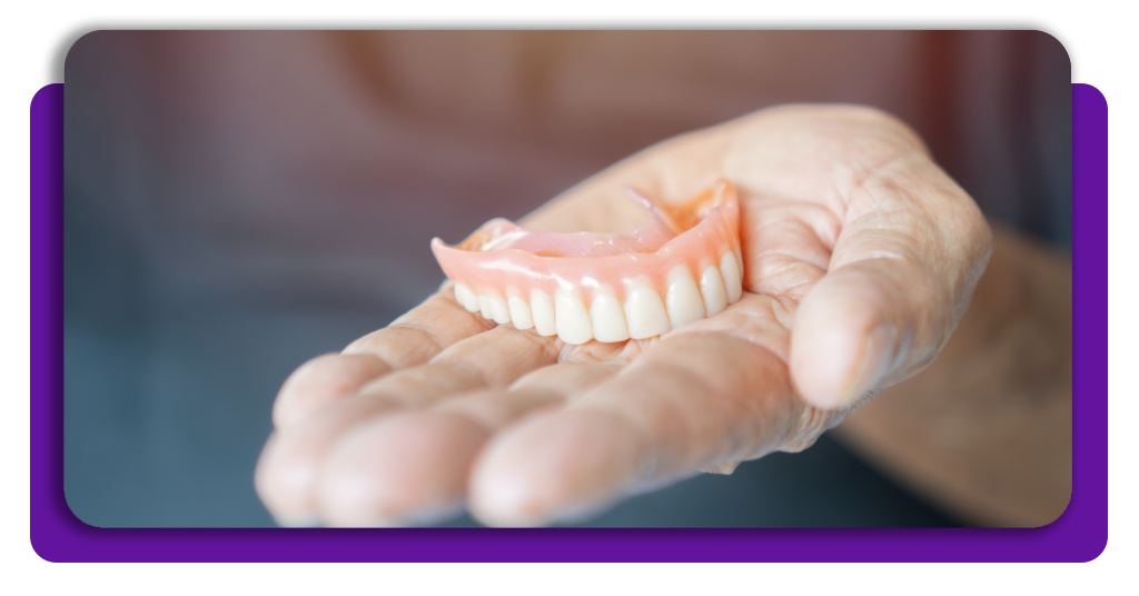 Prótese dentária grátis pelo SUS 2026: veja como solicitar 4 Qualquer pessoa com indicação do dentista tem direito à prótese dentária grátis pelo SUS, sem critério de renda. Saiba mais sobre o tema agora.